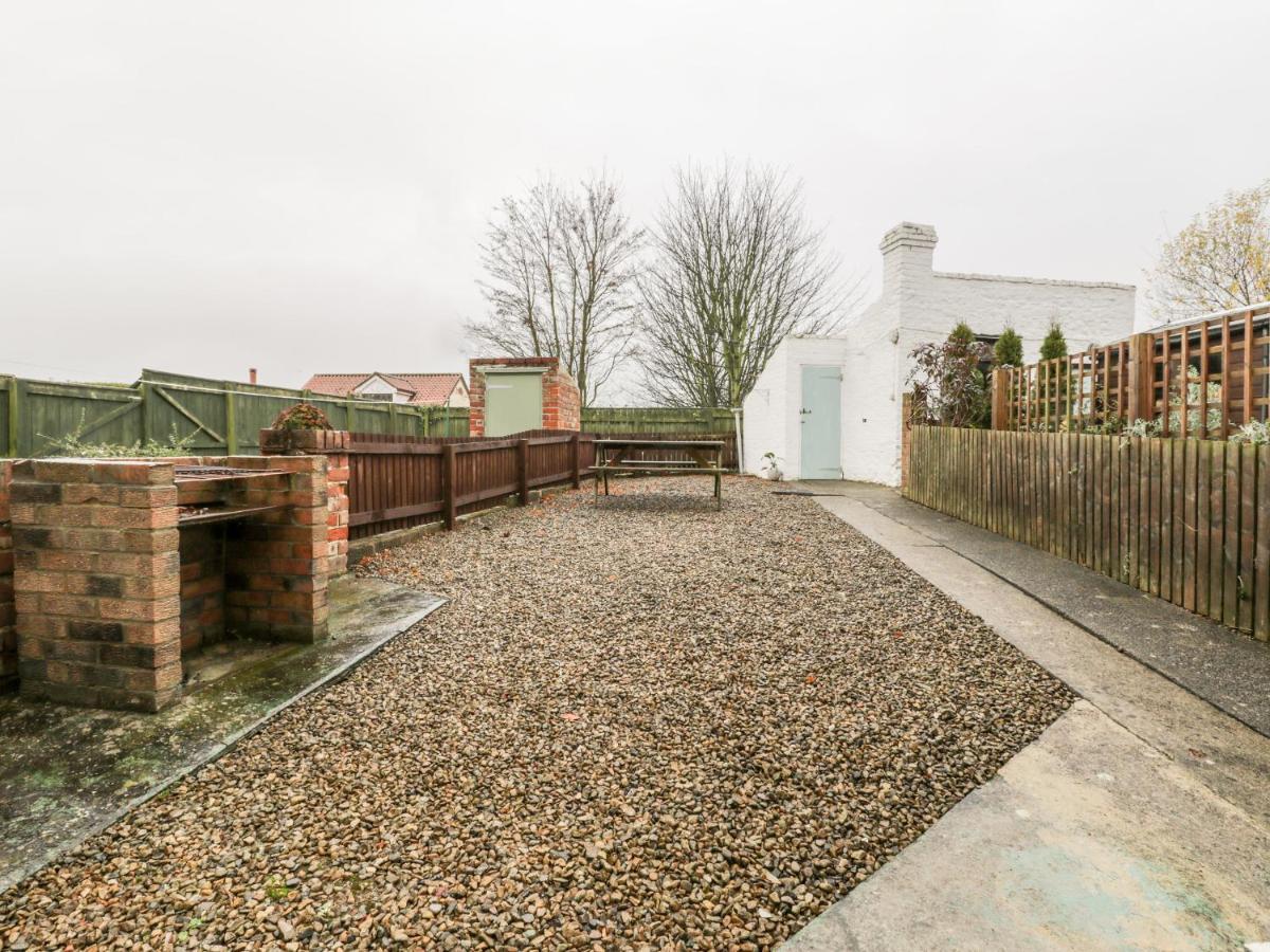 Barnaby Cottage Yarm Exterior photo